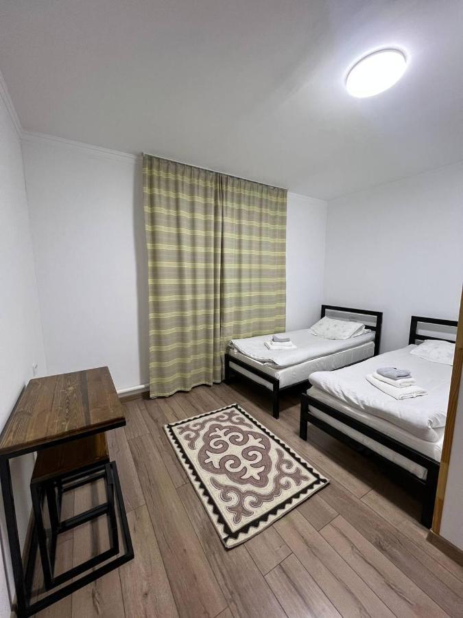 Kezgin Guest House Naryn ภายนอก รูปภาพ